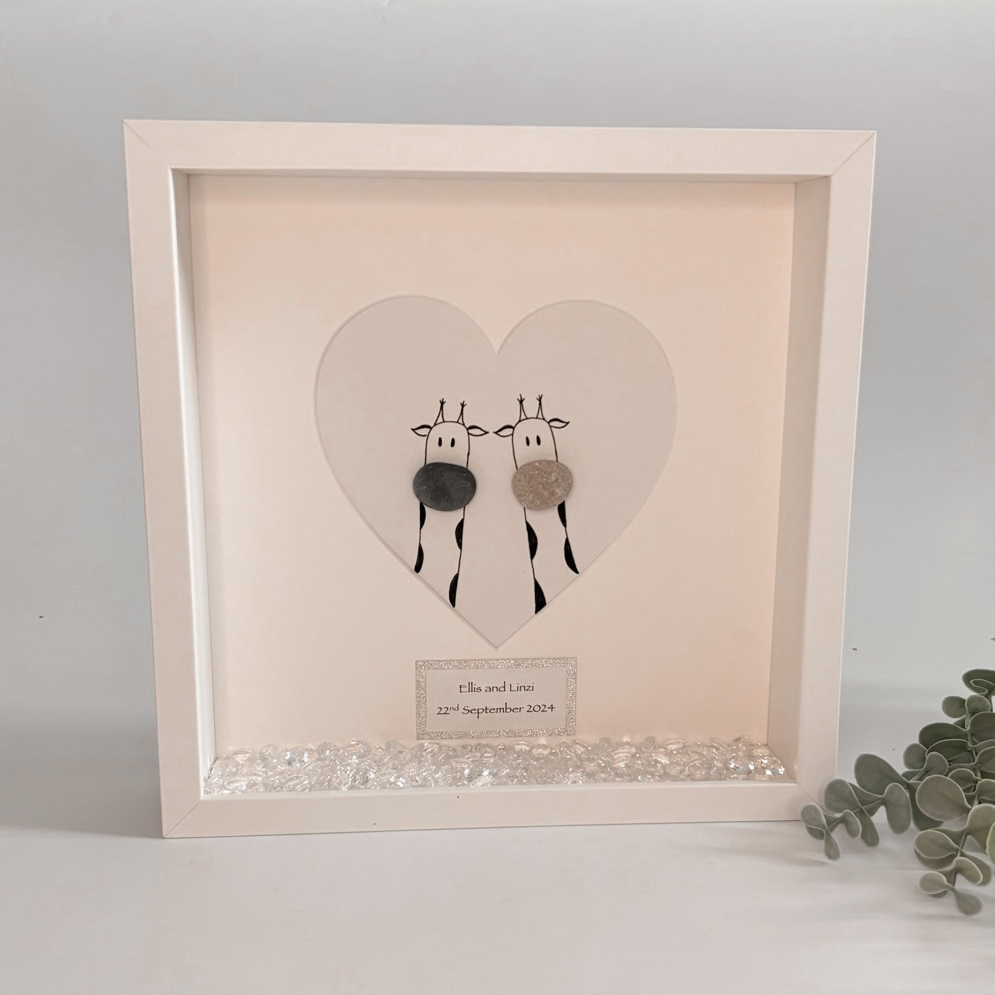 Couples giraffe pebble art picture frame